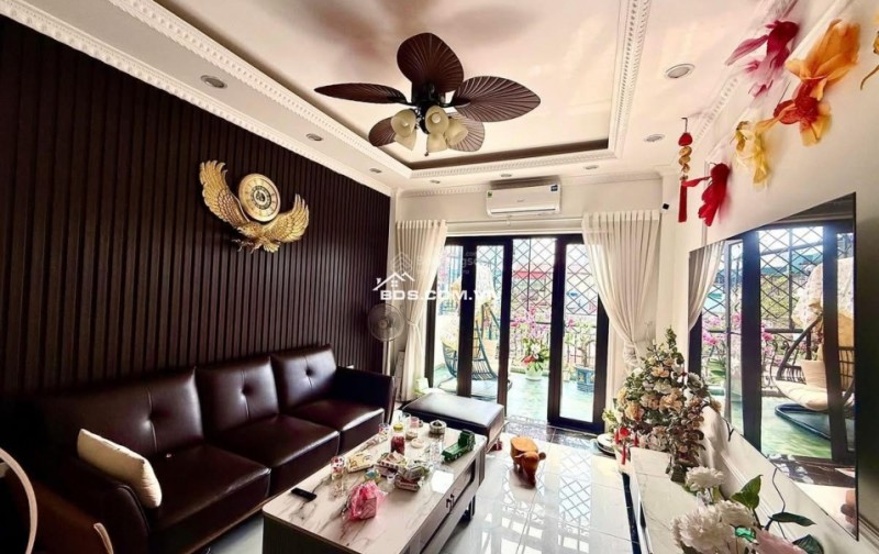 Xác định họ thường mua nhà ở phân khúc nào – đó chính là thị trường tiềm năng của bạn.